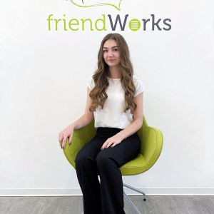 friendWorks bildet aus